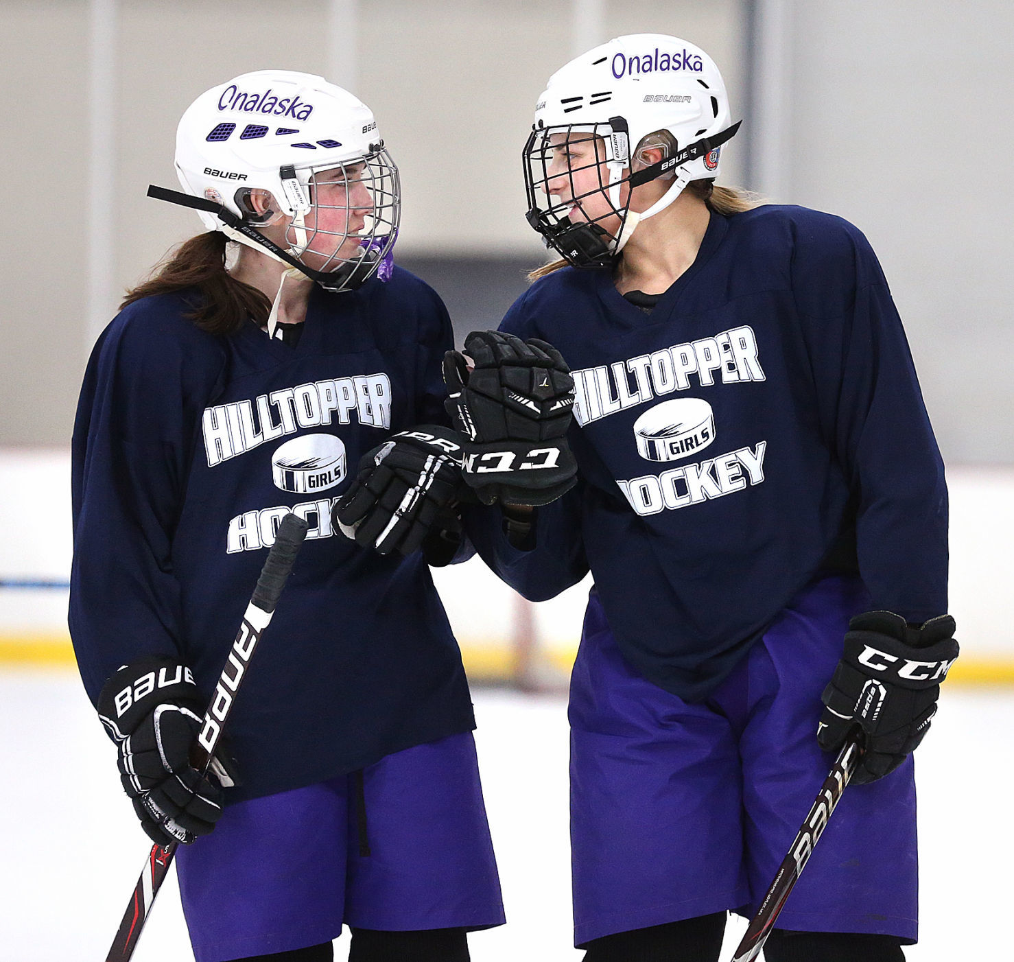 ona-hockey-inside-photo